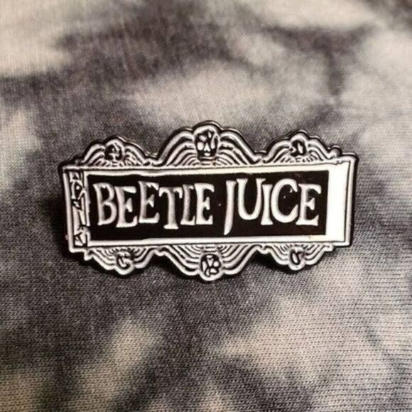3/20 BeetleJuice Sign Enamel Pin - Picture 1 of 1